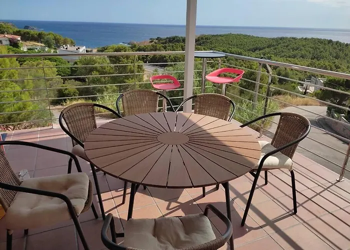 Comme Un Phare Sur La * Llança