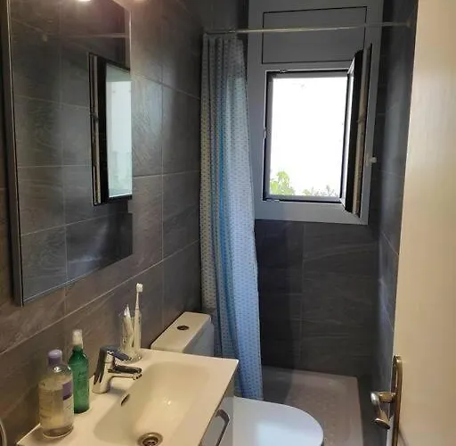 Comme Un Phare Sur La Apartment Llança