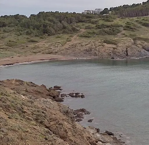 Comme Un Phare Sur La * Llança